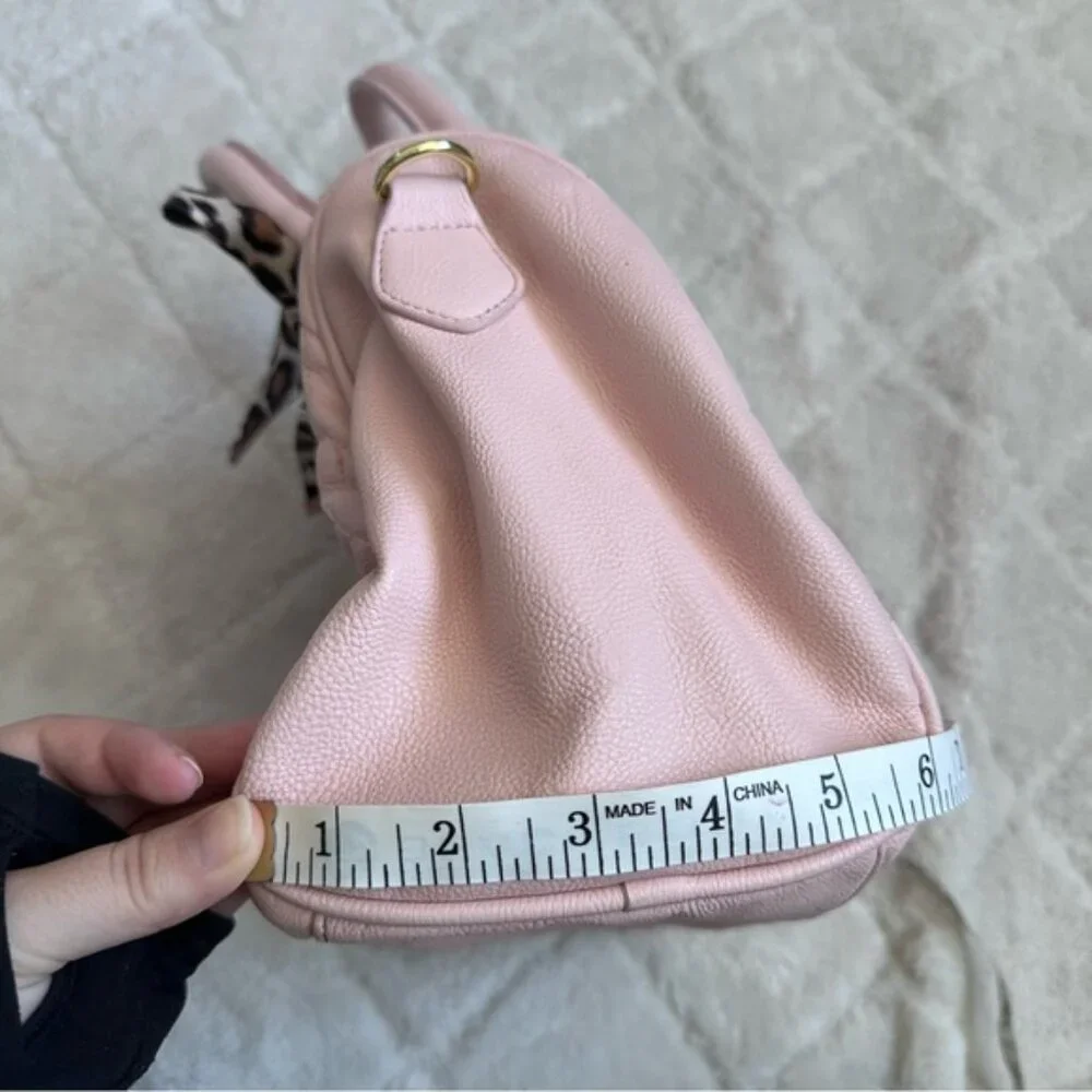 Betsey Johnson | Pink Quilted Heart Bowler Bag with Leopard Bow - Picture 15 of 15